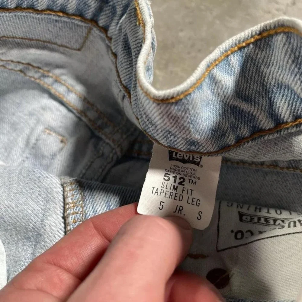 Vintage 90's Levi's 512 made in USA light wash denim jeans